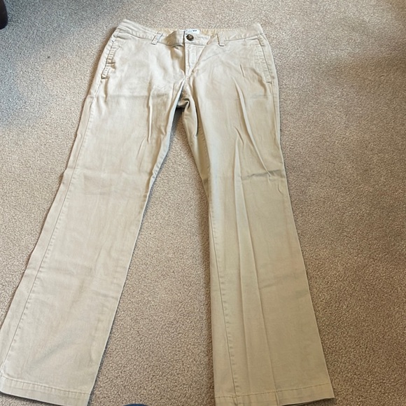 Old Navy Khaki pants - Picture 2 of 8